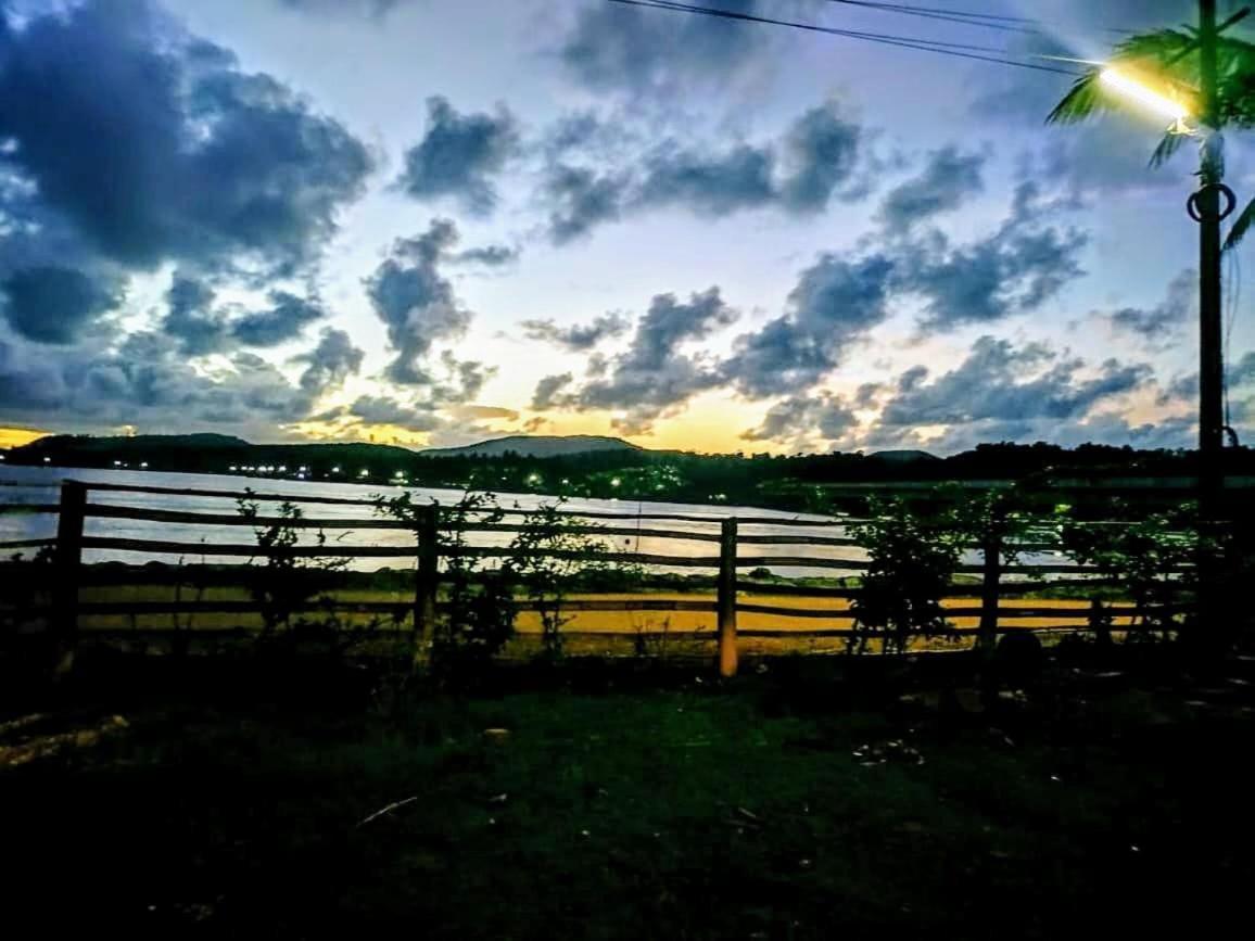 Riverstone Riverfront Stay Gokarna  Zimmer foto